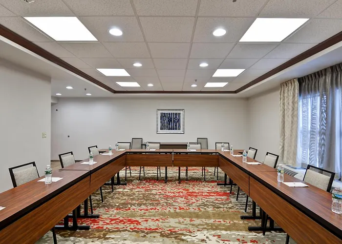 Hampton Inn Albany-Wolf Road